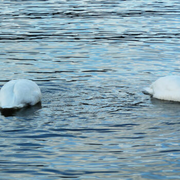 Photographie intitulée "Doux icebergs" par Camille R., Œuvre d'art originale, Photographie numérique