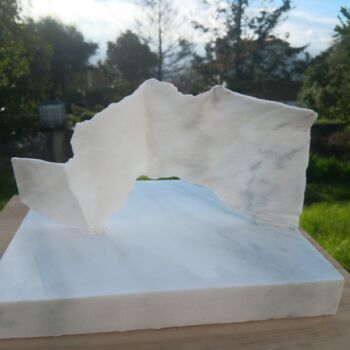 Sculpture titled "Skin iceberg" by Carlos Andrade Andrade, Original Artwork, Stone