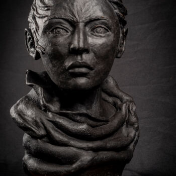 Sculpture intitulée "Colomba" par Carole Lanfranchi, Œuvre d'art originale, Argile