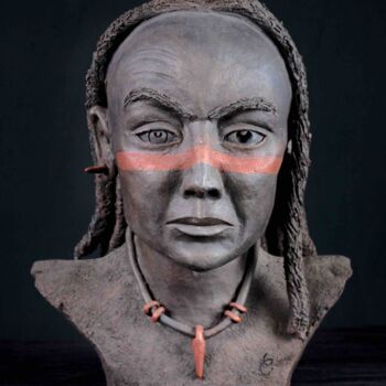 Skulptur mit dem Titel "Chaman" von Carole Lanfranchi, Original-Kunstwerk, Keramik