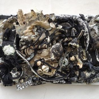Sculpture intitulée "Bazar_noir.JPG" par Caroline Secq, Œuvre d'art originale
