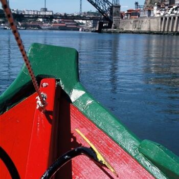 Photographie intitulée "Porto. Bateau sur l…" par Catherine Boutin, Œuvre d'art originale