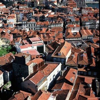 Photographie intitulée "Porto. Vue aérienne" par Catherine Boutin, Œuvre d'art originale