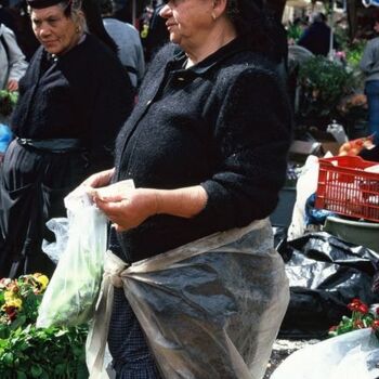 Photographie intitulée "Portugal. Marché de…" par Catherine Boutin, Œuvre d'art originale