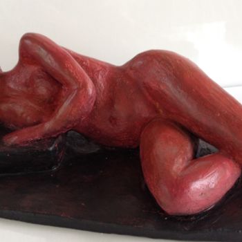 Escultura intitulada "Nu couché rouge et…" por Catherine Clare, Obras de arte originais, Cerâmica