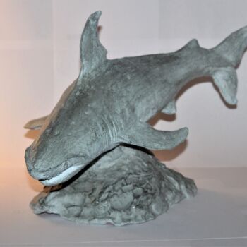 Sculpture titled "le Requin" by Cathy Dapvril (CDL), Original Artwork, Terra cotta