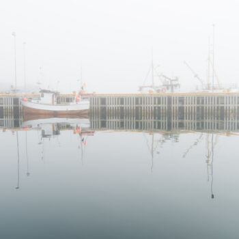 Fotografia intitolato "Port sous la brume" da Cbaud, Opera d'arte originale, Fotografia digitale