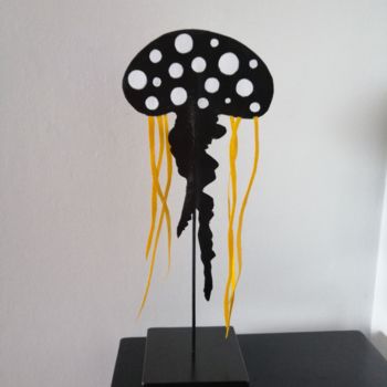 Sculpture titled "Medusa" by Carole Carpier, Original Artwork, Acrylic