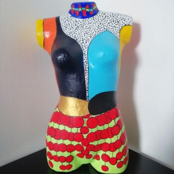 Sculpture titled "Betsy" by Carole Carpier, Original Artwork, Acrylic