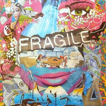 Collagen mit dem Titel "FRAGILE" von Centlad Colle Girl, Original-Kunstwerk, Scherenschnitt