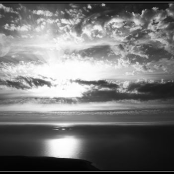 Photographie intitulée "soleil couchant" par Chail, Œuvre d'art originale