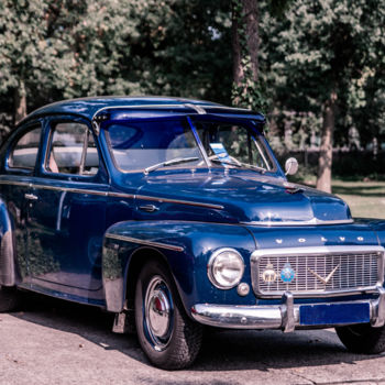 Photography titled "Volvo PV 544" by Charlie, Original Artwork