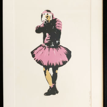 Painting titled "Pink Cop" by Charlotte Parenteau-Denoël, Original Artwork, Spray paint Mounted on Wood Panel