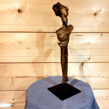 Sculpture titled "La camisole" by Charly Carpentier, Original Artwork, Wood