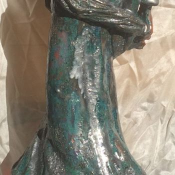 Sculpture titled "Hauteur" by Muriel Bouchy, Original Artwork, Clay