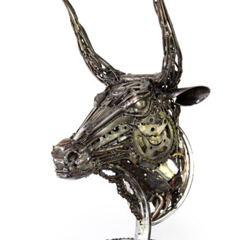 Скульптура под названием "Metal bull head scu…" - Chatree Choorachatatorn (Mari9art), Подлинное произведение искусства, Мета…