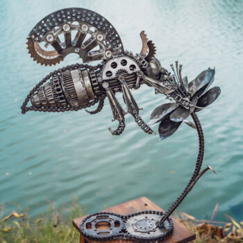 Sculpture intitulée "Bee and Flower meta…" par Chatree Choorachatatorn (Mari9art), Œuvre d'art originale, Métaux