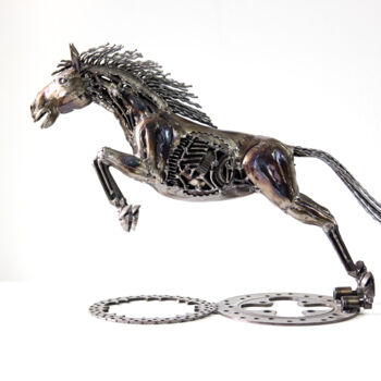 Scultura intitolato "Horse metal sculptu…" da Chatree Choorachatatorn (Mari9art), Opera d'arte originale, Metalli