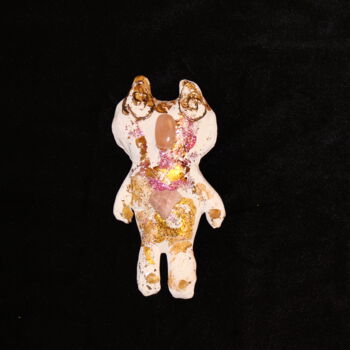 纺织艺术 标题为“星灵水晶公仔” 由Chen Pi, 原创艺术品, 布