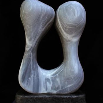 Skulptur mit dem Titel "MARMO RICICLARE" von Janpi. R, Original-Kunstwerk, Andere