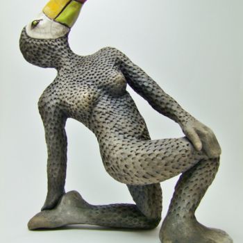Sculpture titled "Toucan en torsion y…" by Chloé Bercovici, Original Artwork, Ceramics