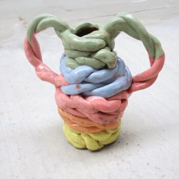 Sculpture intitulée "Vase Sculptural Gui…" par Chloé Terral, Œuvre d'art originale, Céramique