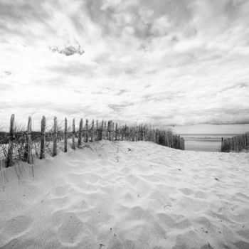 Фотография под названием "Behind The Dunes" - Christian Schwarz, Подлинное произведение искусства, Цифровая фотография