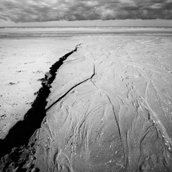 Photography titled "Older Beach Got Wri…" by Christian Schwarz, Original Artwork, Digital Photography