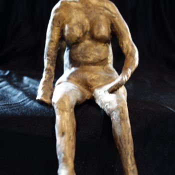 「Figurine N°2」というタイトルの彫刻 Chris Le Guen Drianneによって, オリジナルのアートワーク, しっくい