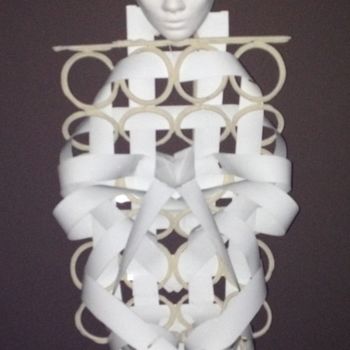 Sculpture intitulée "Camisole Solaire" par Christelle Crokaert, Œuvre d'art originale, Autre