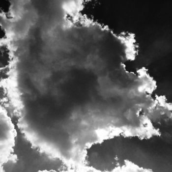 Fotografie getiteld "Cloud's true faces…" door Christelle Crokaert, Origineel Kunstwerk