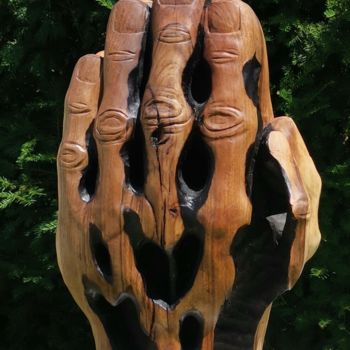 Sculpture intitulée "Faith burns faith" par Christian Koller (Artc), Œuvre d'art originale, Bois