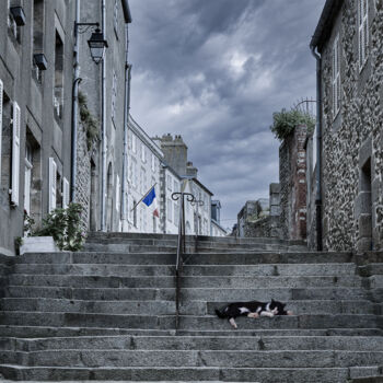 Photographie intitulée "Rue Lecarpentier" par Christian Subtil, Œuvre d'art originale, Photographie non manipulée