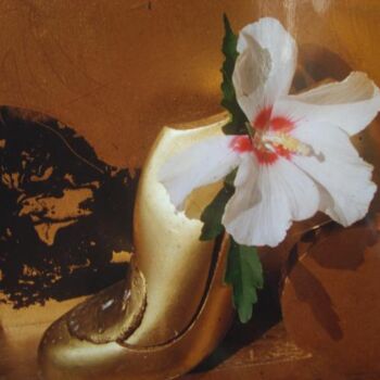 Photographie intitulée "chausse d'or" par Christiane Pettersen, Œuvre d'art originale