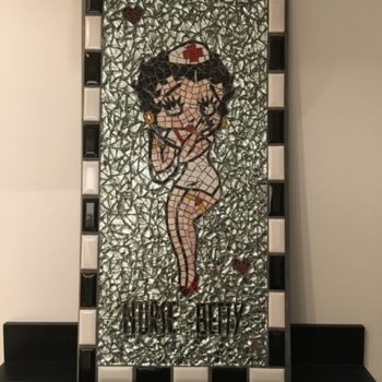 Sculpture titled "Betty Boop" by Christine Louchet, Original Artwork, Mosaic