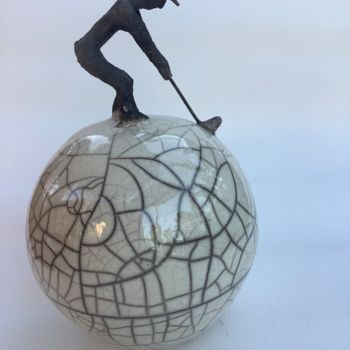 Rzeźba zatytułowany „Le golfeur” autorstwa Christine Sawas, Oryginalna praca, Glina