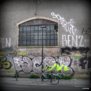 Photographie intitulée "Le Vélo" par Christophe Plousey, Œuvre d'art originale, Photographie numérique