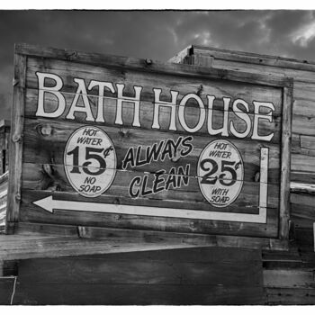 Fotografie mit dem Titel "Bath-house sign at…" von Christopher L Smith, Original-Kunstwerk, Digitale Fotografie