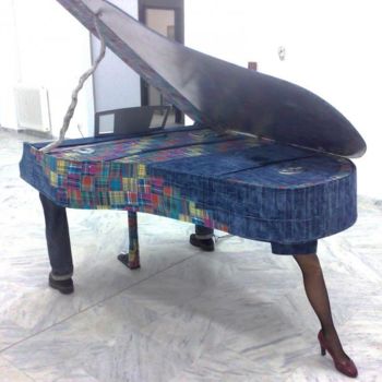 设计 标题为“Amazing eco piano m…” 由Chris Tsonias, 原创艺术品