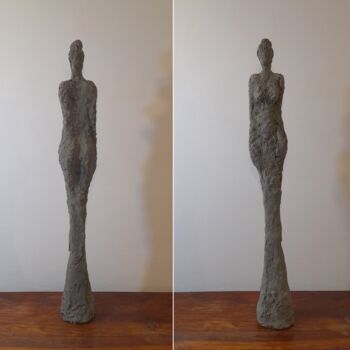Skulptur mit dem Titel "Standing Figure" von Clark Camilleri, Original-Kunstwerk, Zement