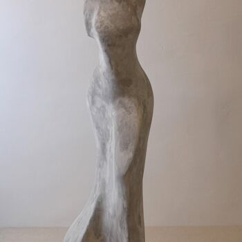 Sculpture titled "Bella" by Clark Camilleri, Original Artwork, Cement