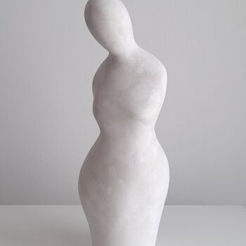 Rzeźba zatytułowany „Observer” autorstwa Clark Camilleri, Oryginalna praca, Cement