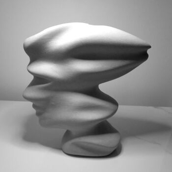 Скульптура под названием "Profile" - Clark Camilleri, Подлинное произведение искусства, Камень