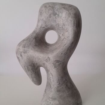 Скульптура под названием "Igor" - Clark Camilleri, Подлинное произведение искусства, бетон