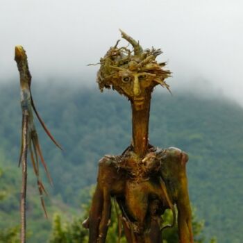 Sculpture intitulée "gardien" par Claude Brugeilles, Œuvre d'art originale, Bois