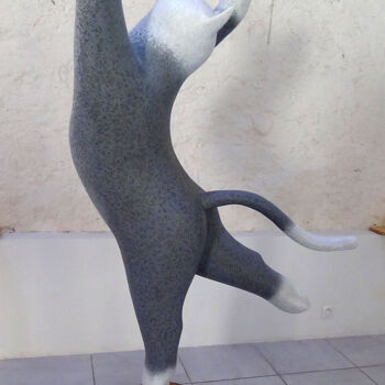 Sculpture intitulée "L'élégance du CHAT" par Claude Feuillet, Œuvre d'art originale, Résine