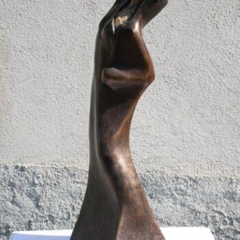 Sculpture titled "essenza" by Claudio Caporaso, Original Artwork, Terra cotta