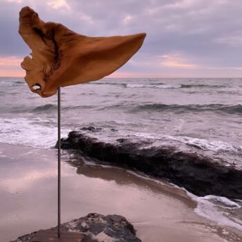 Skulptur mit dem Titel "Sailbird" von Clemens Voigt, Original-Kunstwerk, Holz