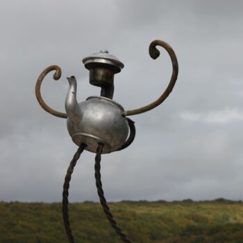 Sculpture titled "Théo bis" by Clive Manuel, Original Artwork, Metals