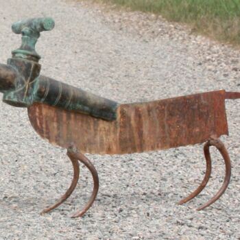 Sculpture intitulée "Doggy" par Clive Manuel, Œuvre d'art originale, Métaux